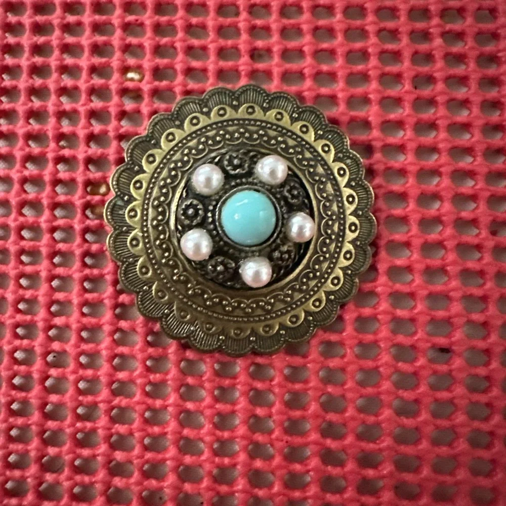 Vintage Gold Tone Turquoise Faux Pearls Brooch - Picture 1 of 3